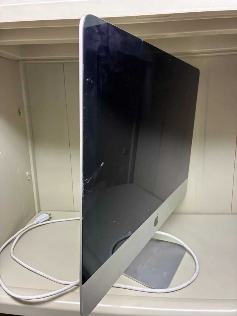 Apple iMac A1418 Computer, Intel Core I5, 2.7ghz, 8gb Memory With Keyboard